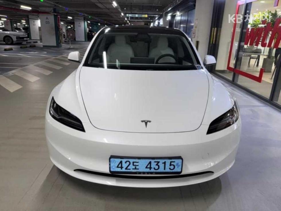 تيسلا Model 3