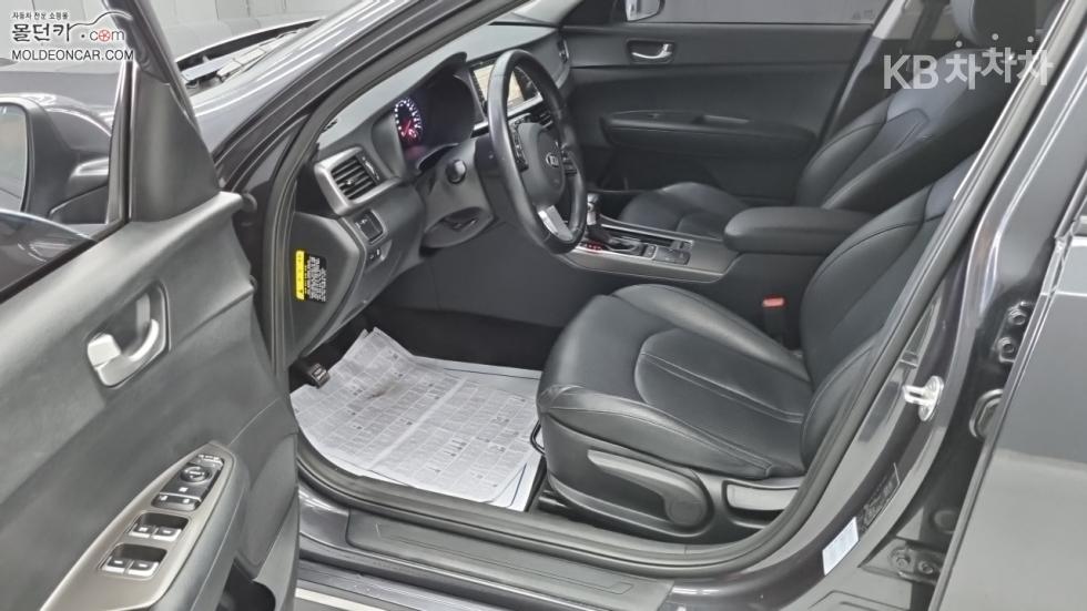 Kia K5 — miniaturë 9
