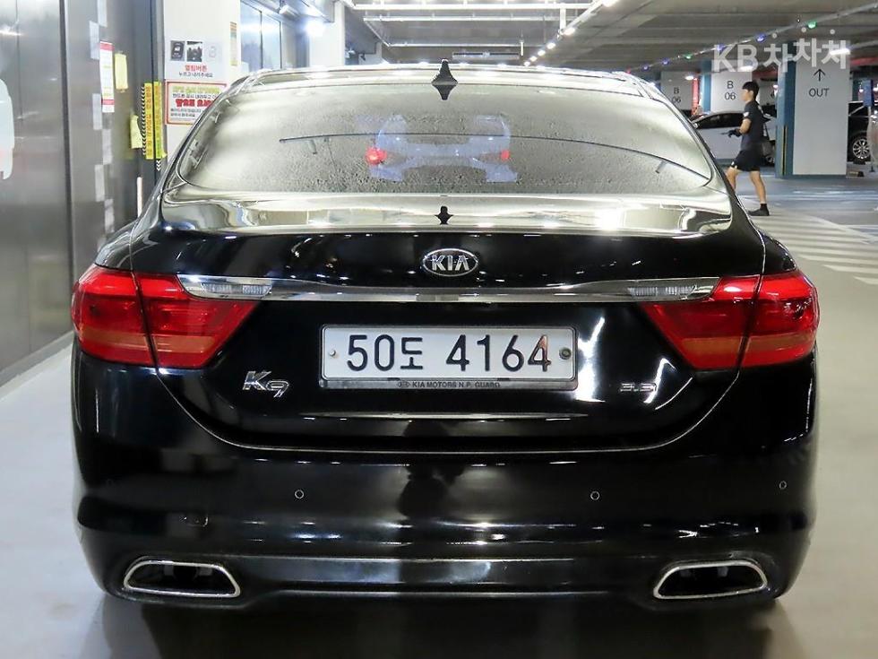 Kia K9 — miniaturë 5