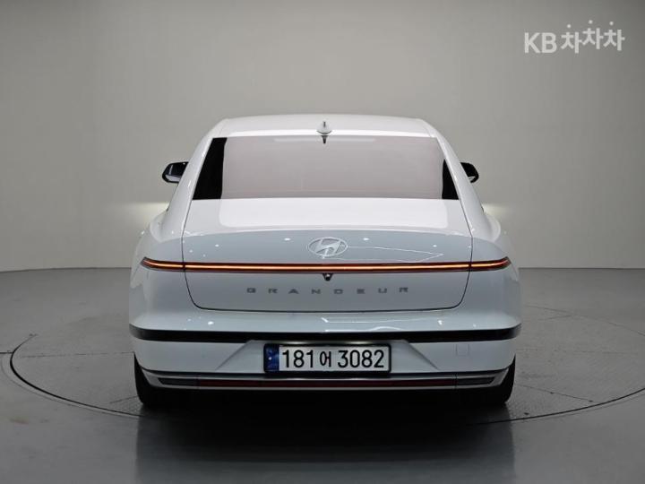 Hyundai Grandeur — miniaturë 3