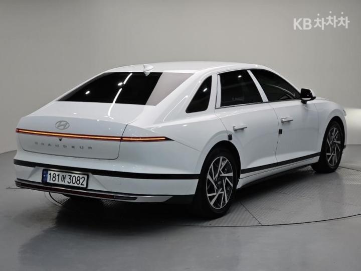 Hyundai Grandeur — miniaturë 4