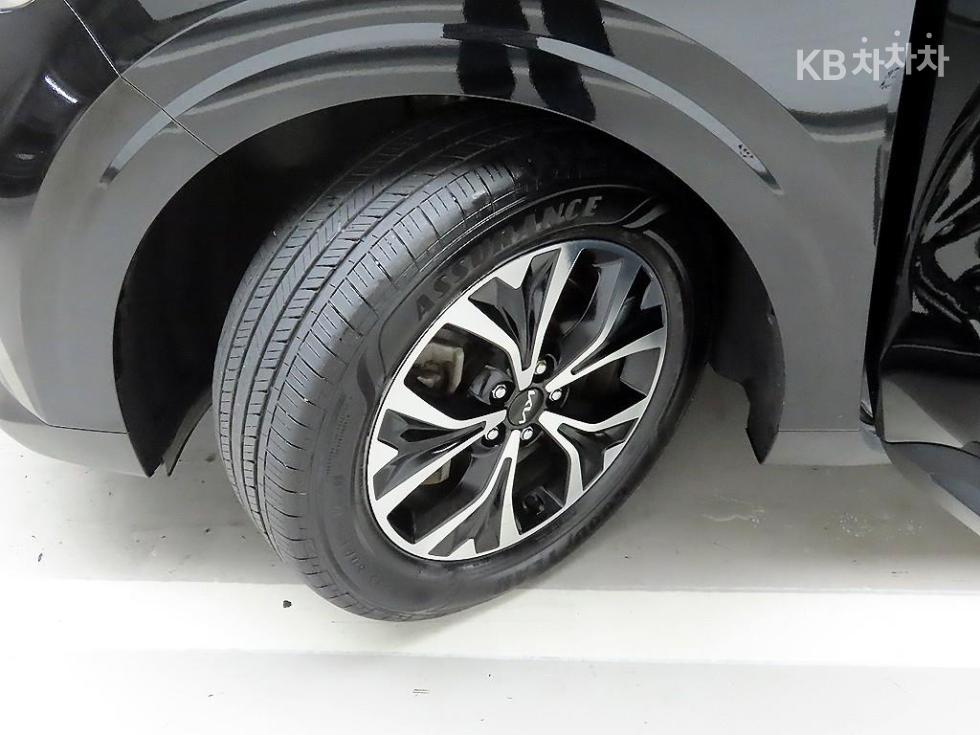 Kia Carnival — miniaturë 19