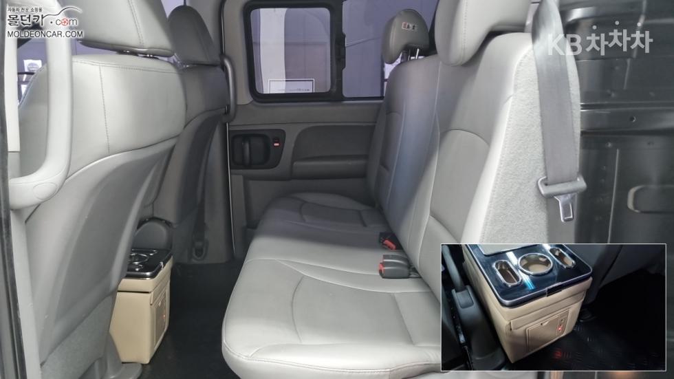 Hyundai Starex — miniaturë 10