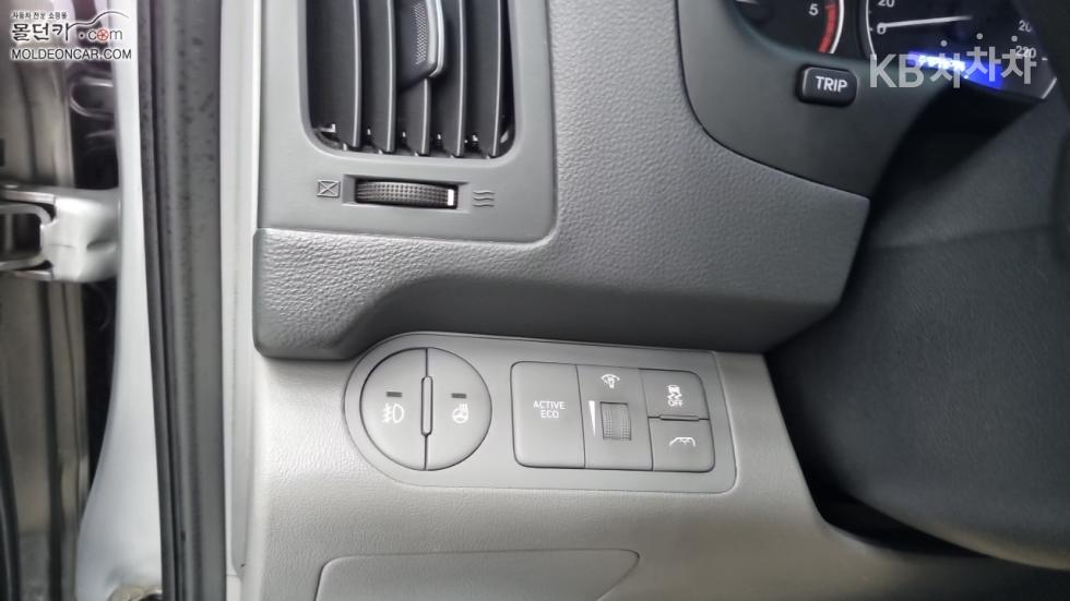 Hyundai Starex — miniaturë 16