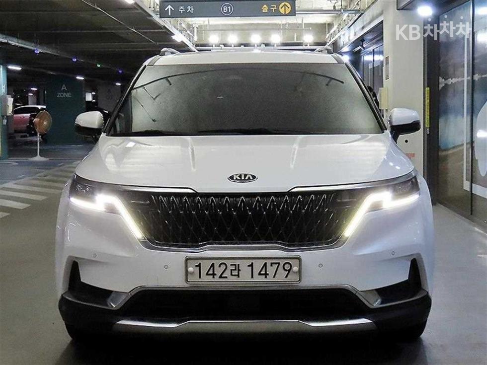 Kia Carnival — miniaturë 2