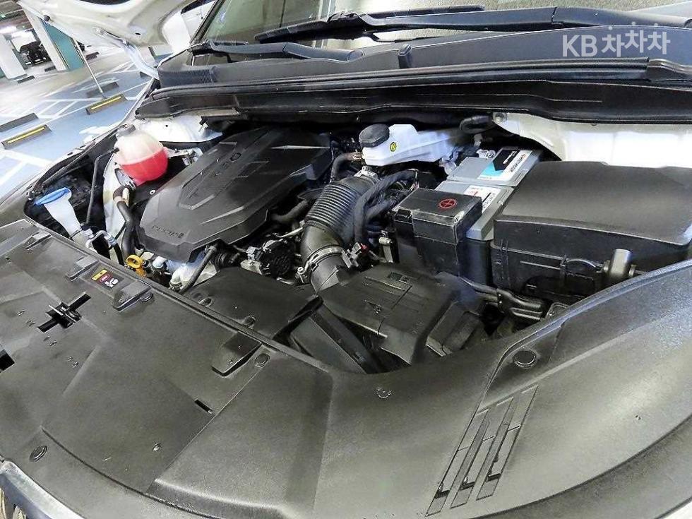 Kia Carnival — miniaturë 19