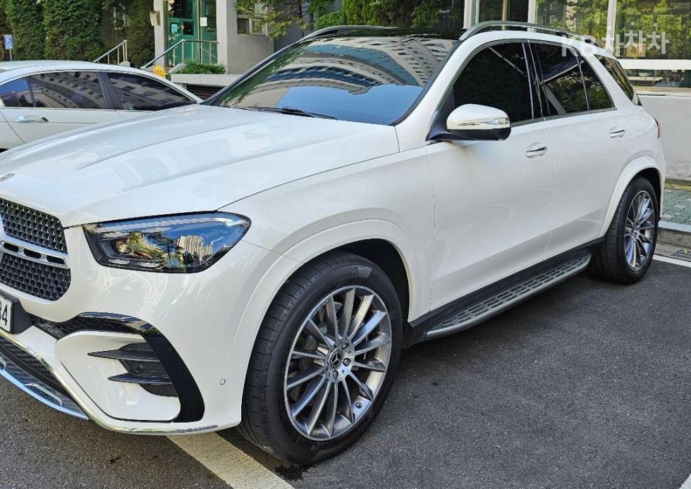 Mercedes-Benz GLE — miniaturë 2