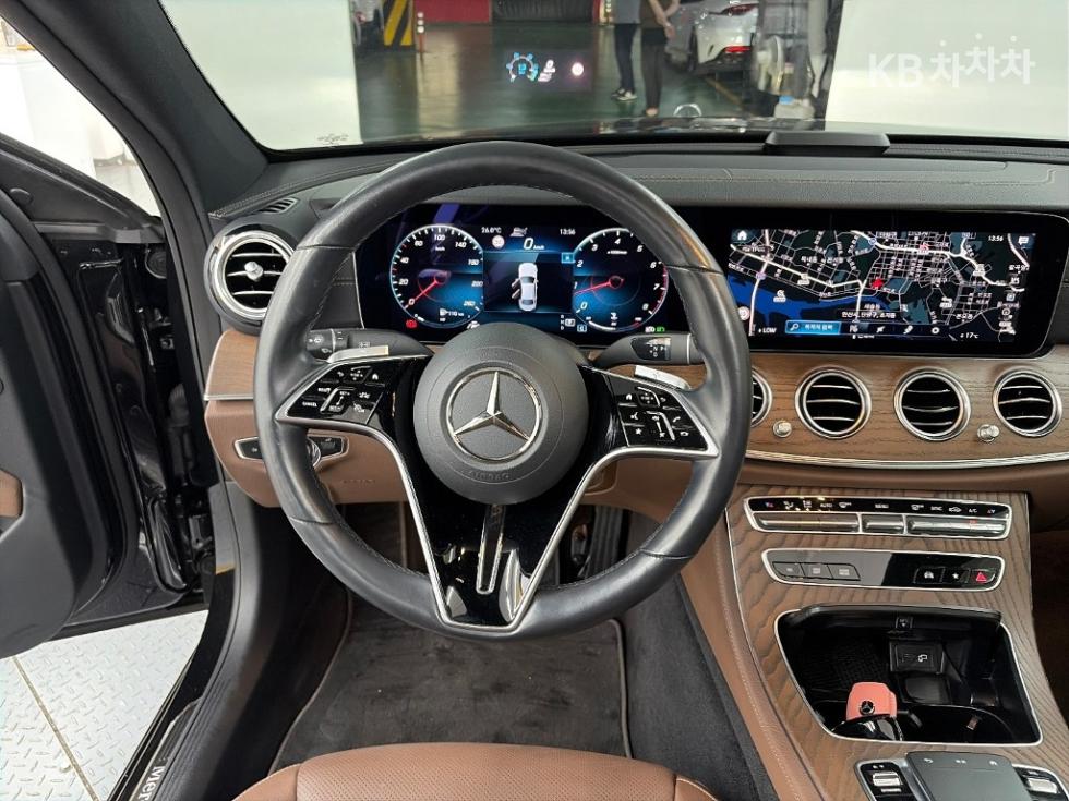 Mercedes-Benz E-klasse — miniaturë 9