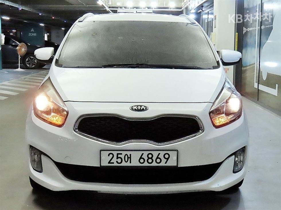 Kia Carens — miniaturë 2