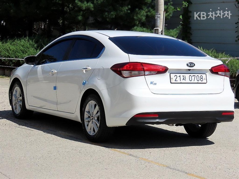 Kia K3 — miniaturë 3