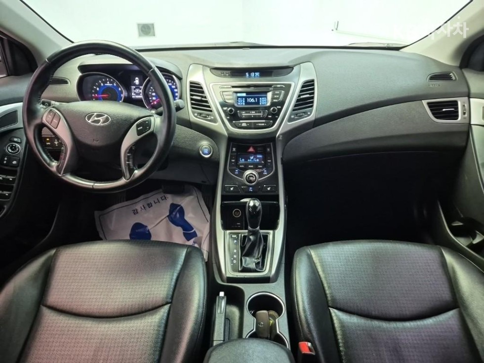 Hyundai Avante — miniaturë 7