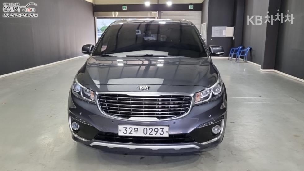 Kia Carnival — miniaturë 3