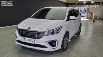 Kia Carnival 9인승 2.2 디젤 프레스티지 — foto 1