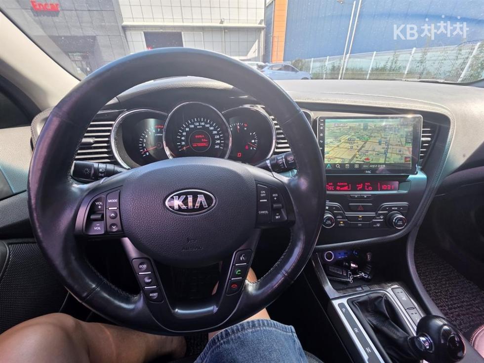 Kia K5 — miniaturë 18