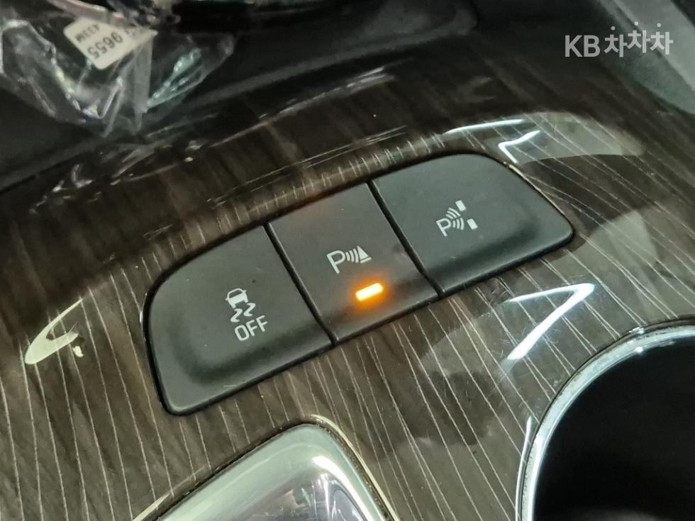 Chevrolet Malibu — miniaturë 16