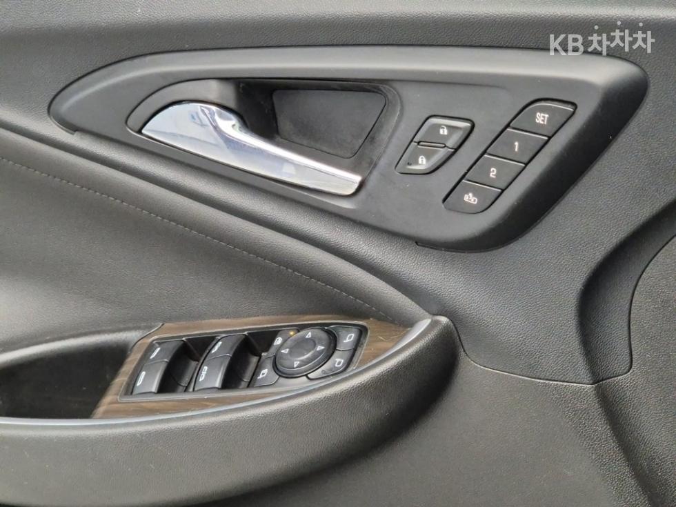 Chevrolet Malibu — miniaturë 18