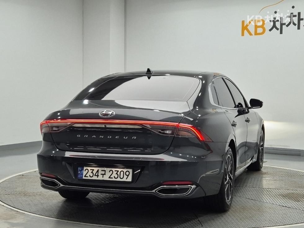 Hyundai Grandeur — miniaturë 3