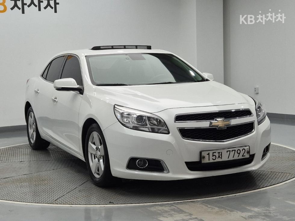 Chevrolet Malibu — miniaturë 4
