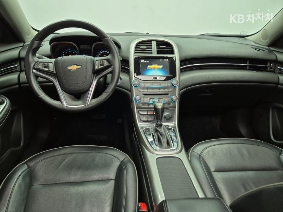 Chevrolet Malibu — miniaturë 7