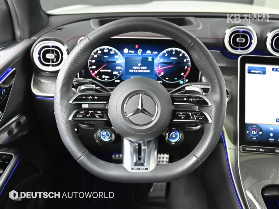 Mercedes-Benz GLC — miniaturë 13