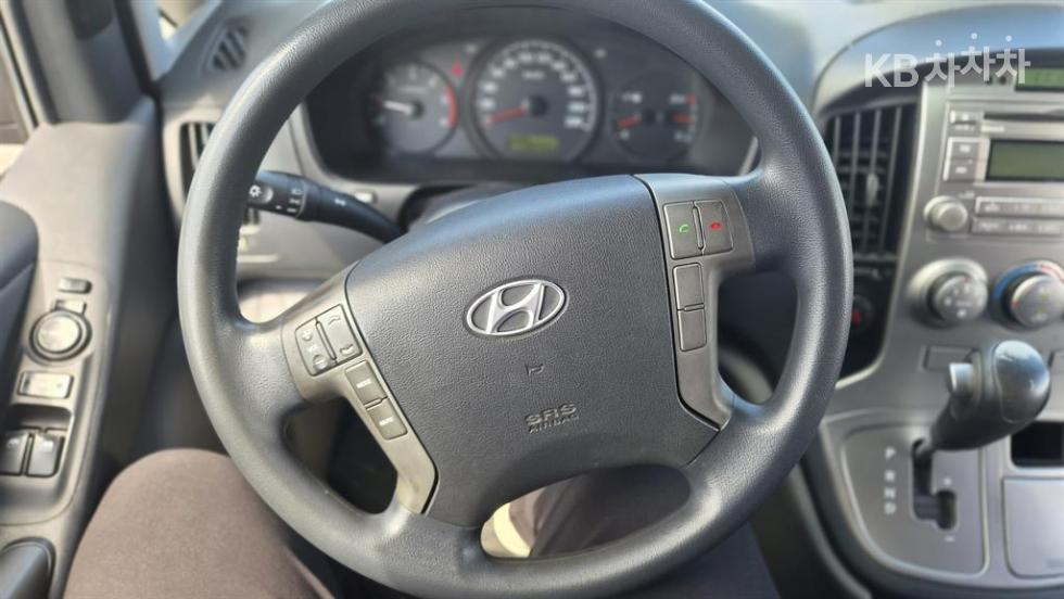 Hyundai Starex — miniaturë 6