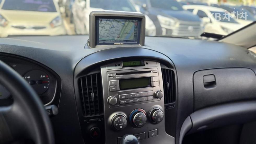 Hyundai Starex — miniaturë 8
