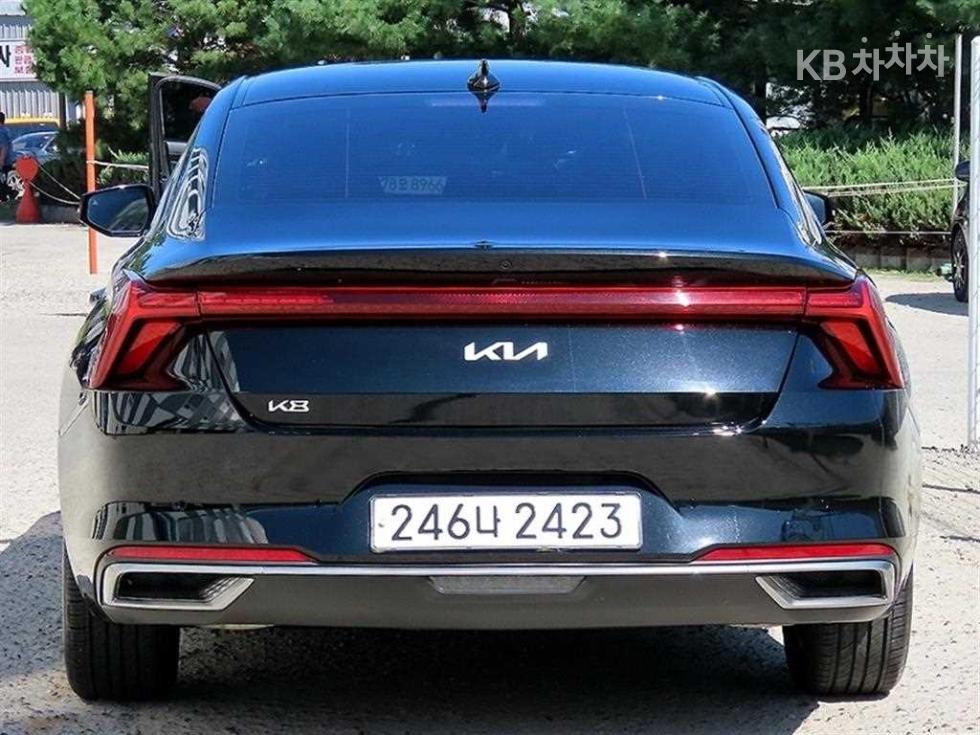 Kia K8 — miniaturë 4
