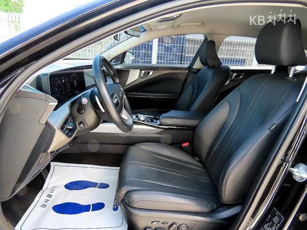 Kia K8 — miniaturë 5