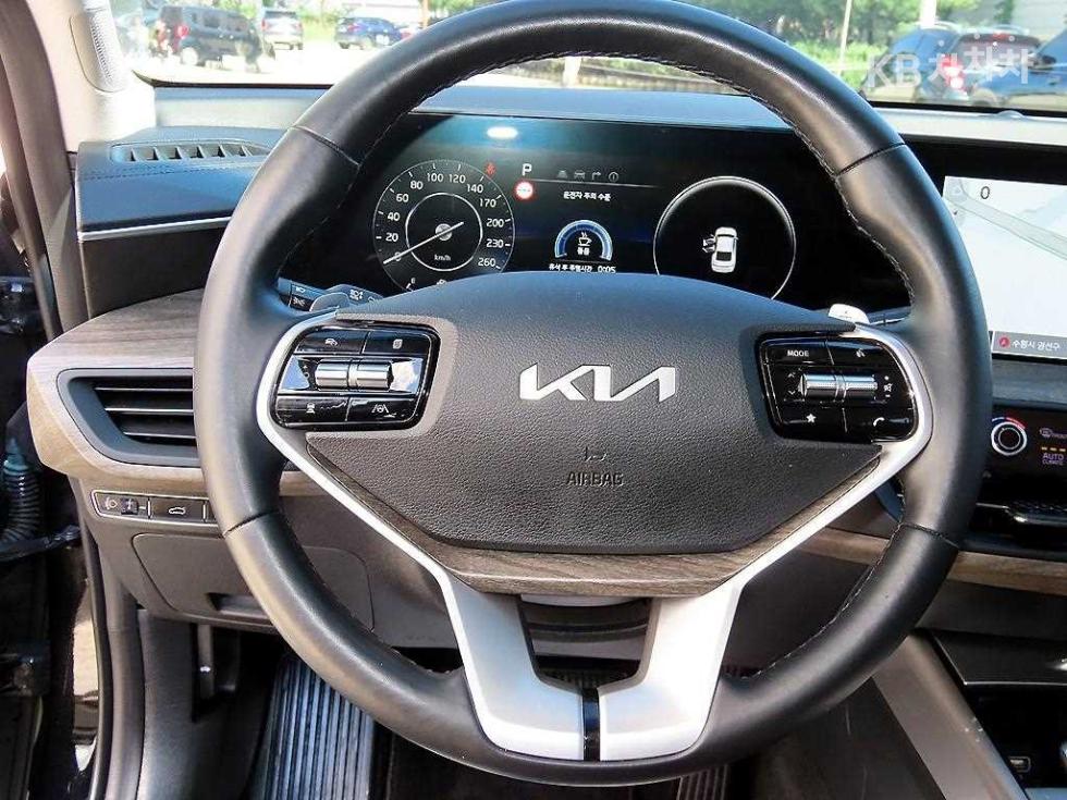 Kia K8 — miniaturë 8