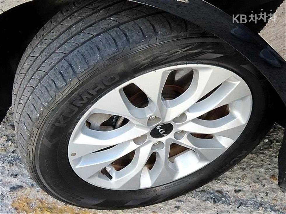 Kia K8 — miniaturë 20