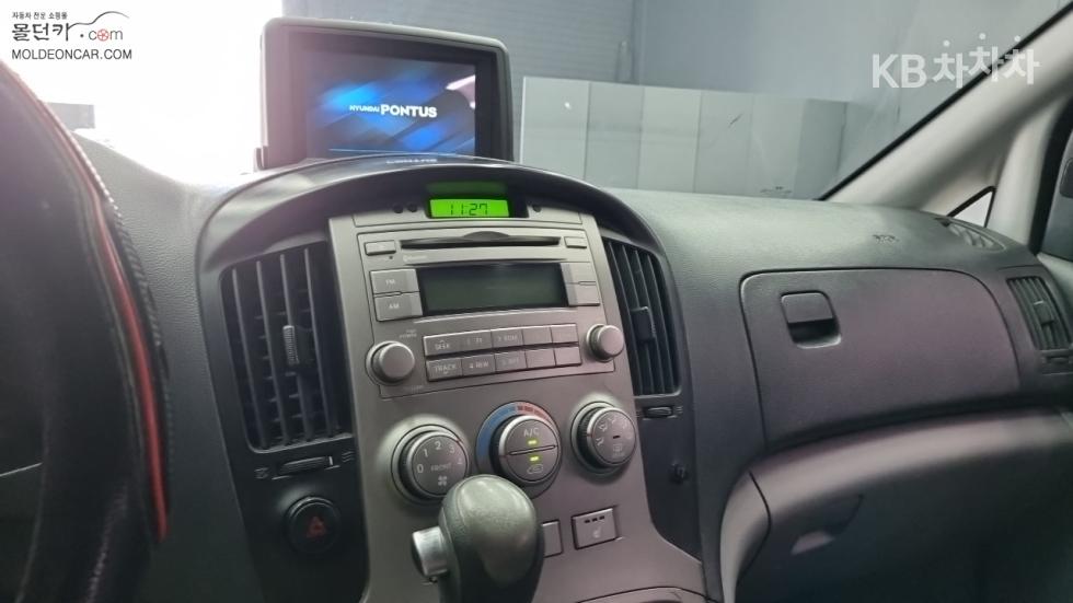 Hyundai Starex — miniaturë 11