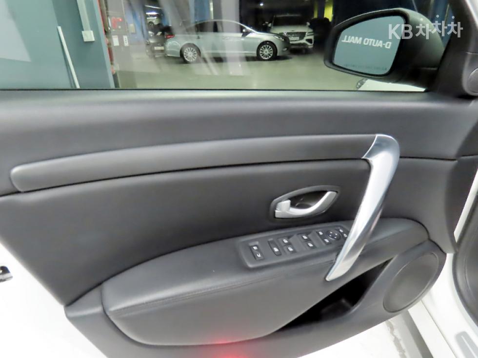 Renault Samsung SM7 — miniaturë 13