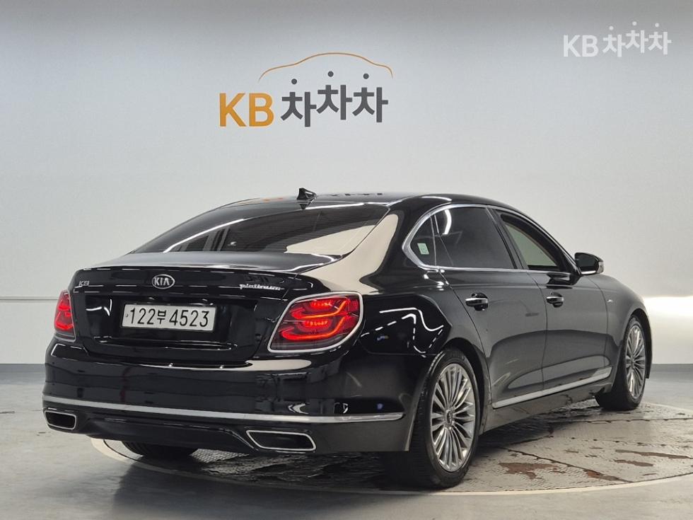 Kia K9 — miniaturë 3