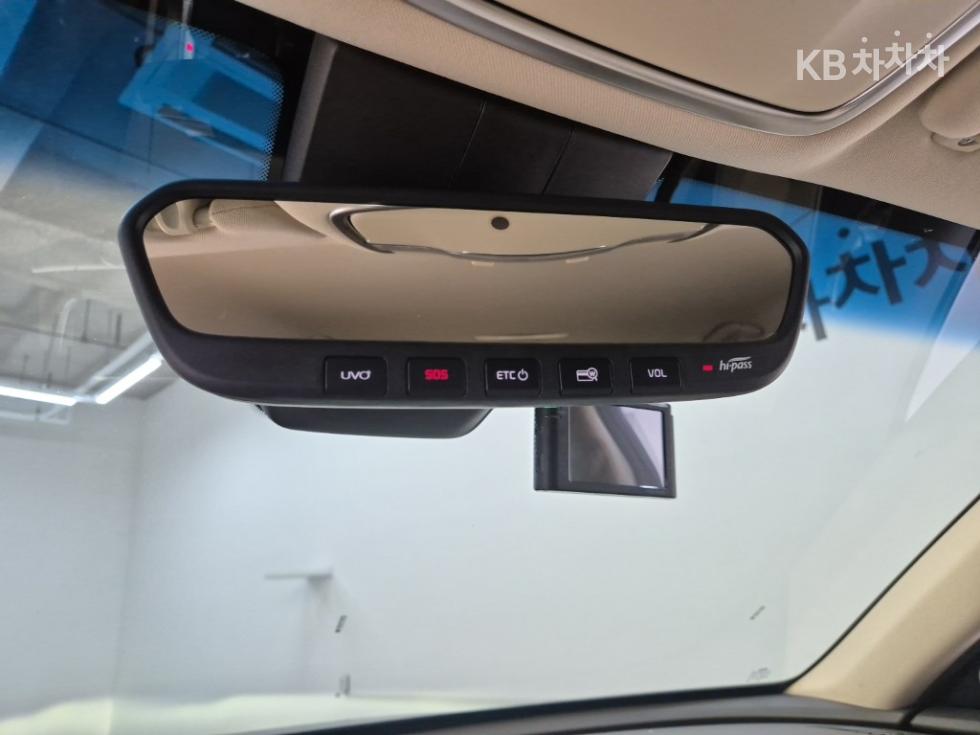 Kia K9 — miniaturë 16