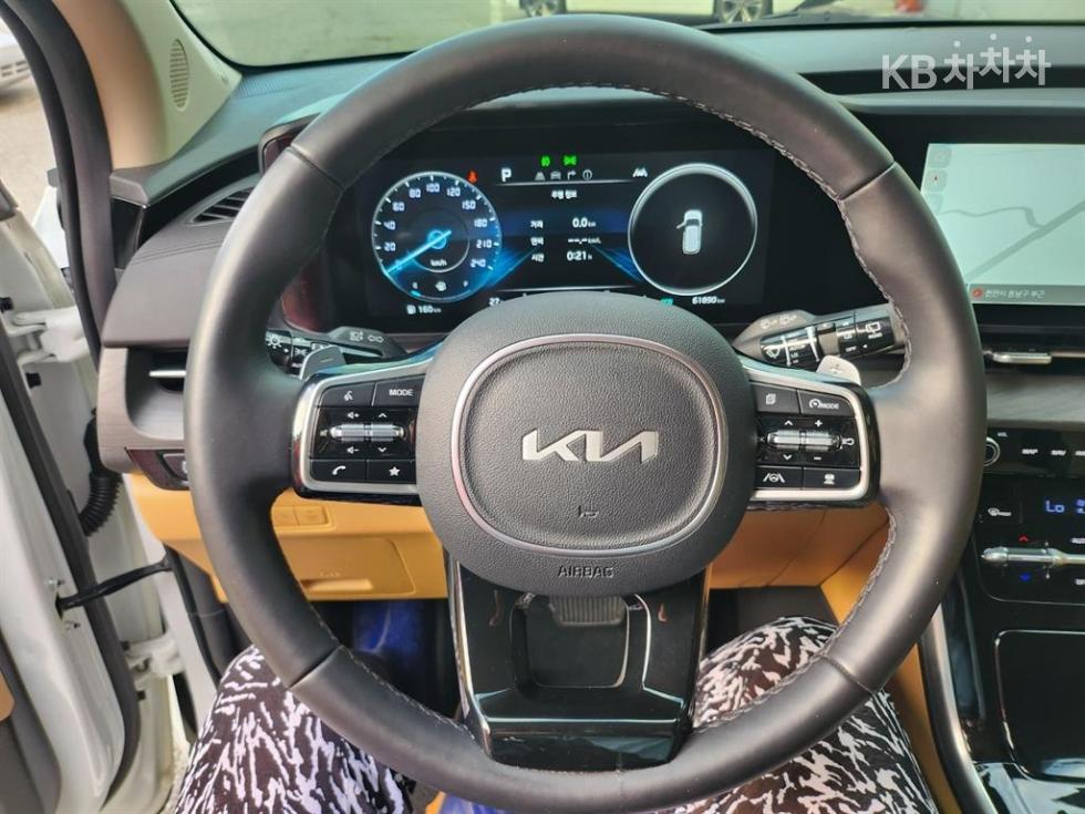 Kia Carnival — miniaturë 7