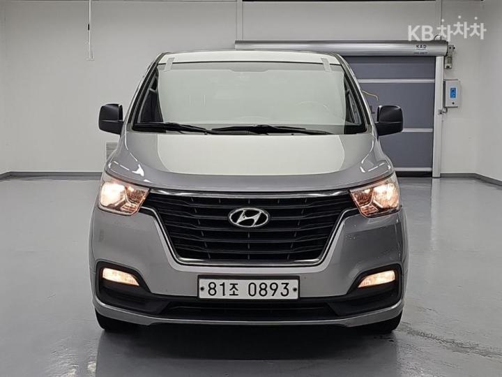 Hyundai Starex — miniaturë 2