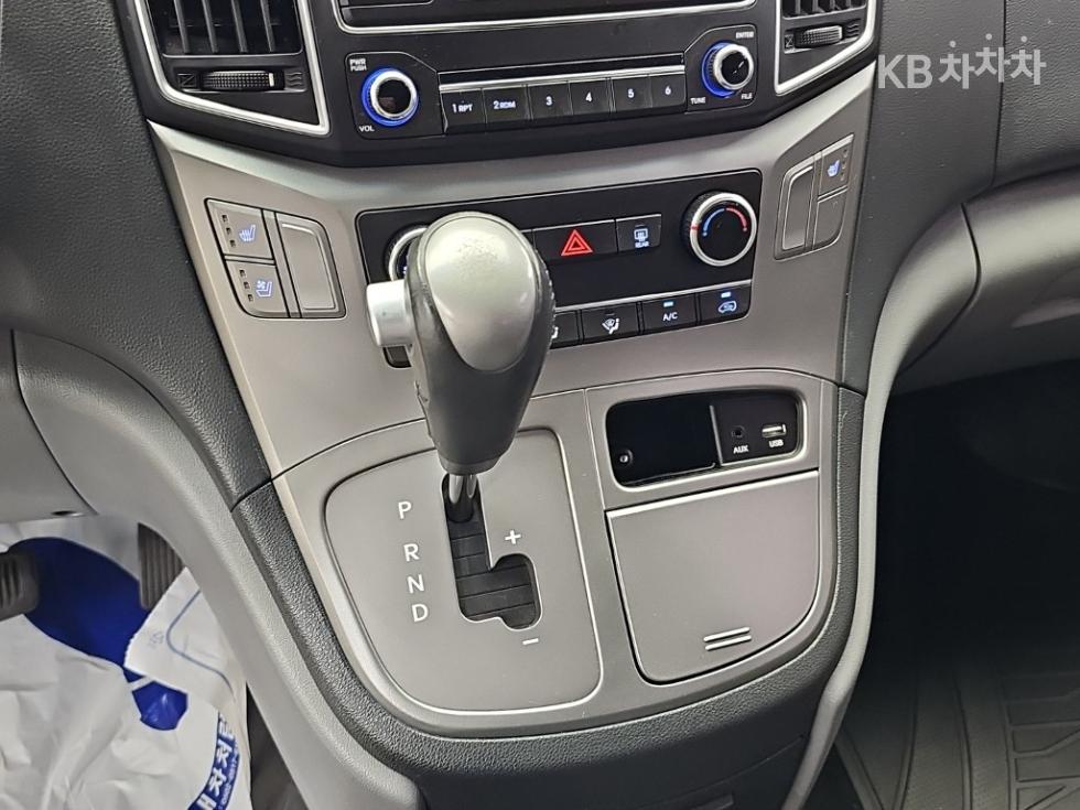 Hyundai Starex — miniaturë 8