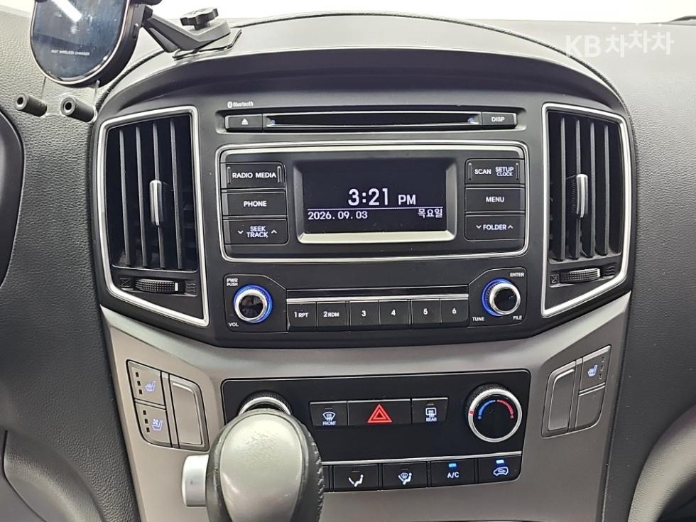 Hyundai Starex — miniaturë 10