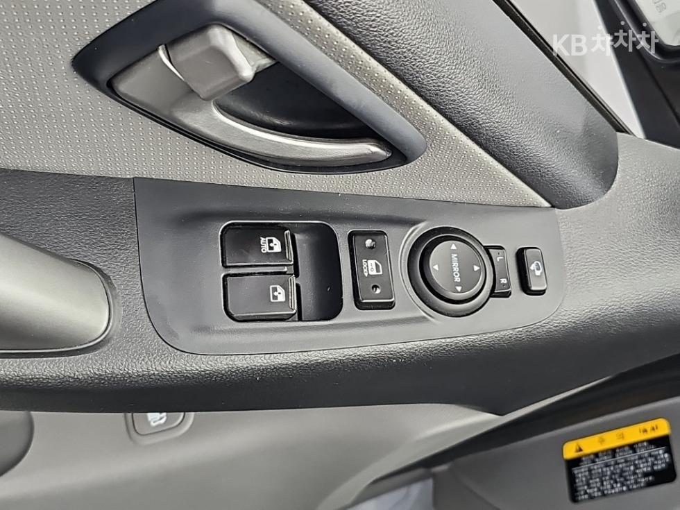 Hyundai Starex — miniaturë 16