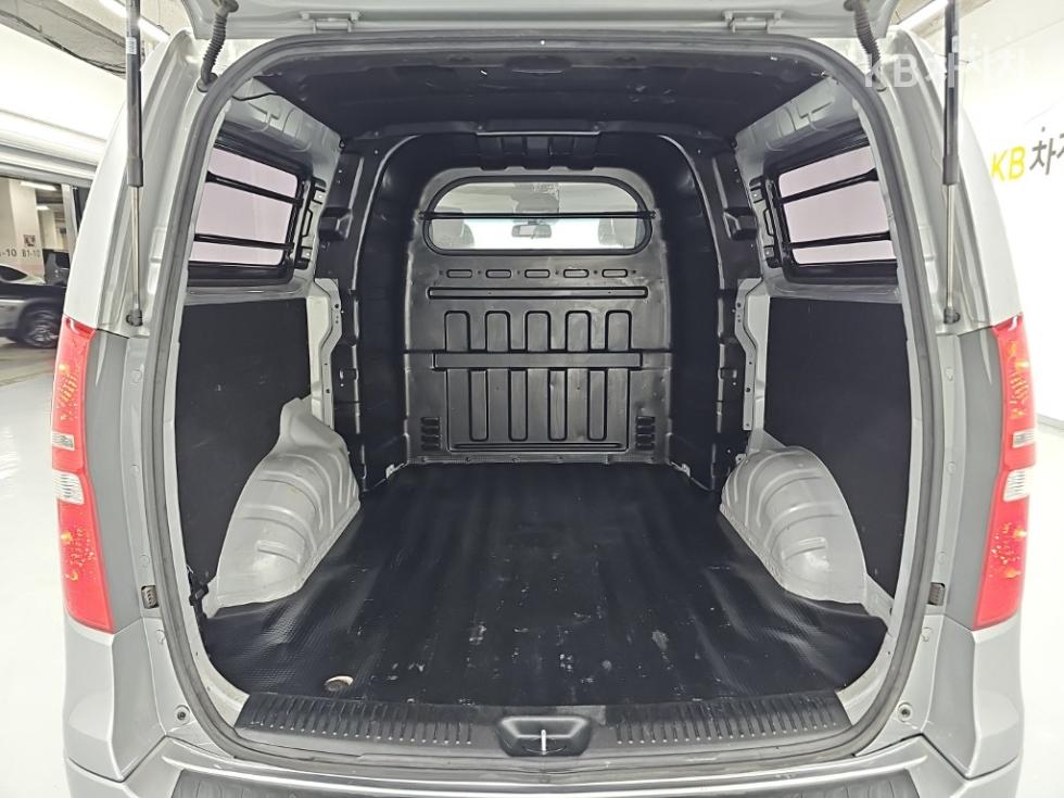 Hyundai Starex — miniaturë 17