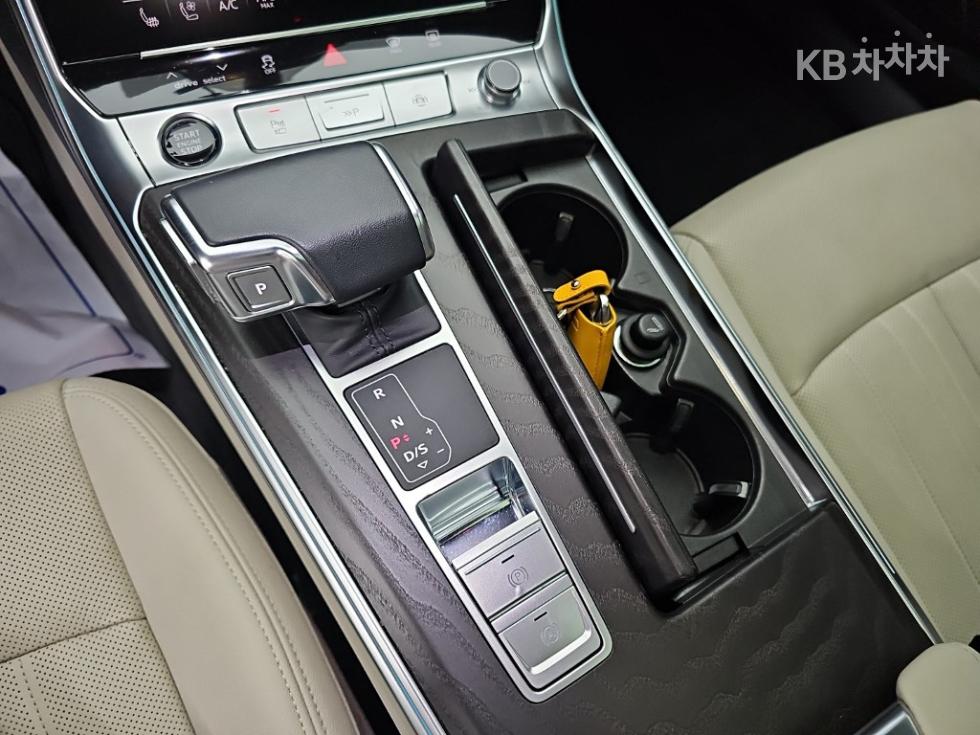 Audi A6 — miniaturë 8