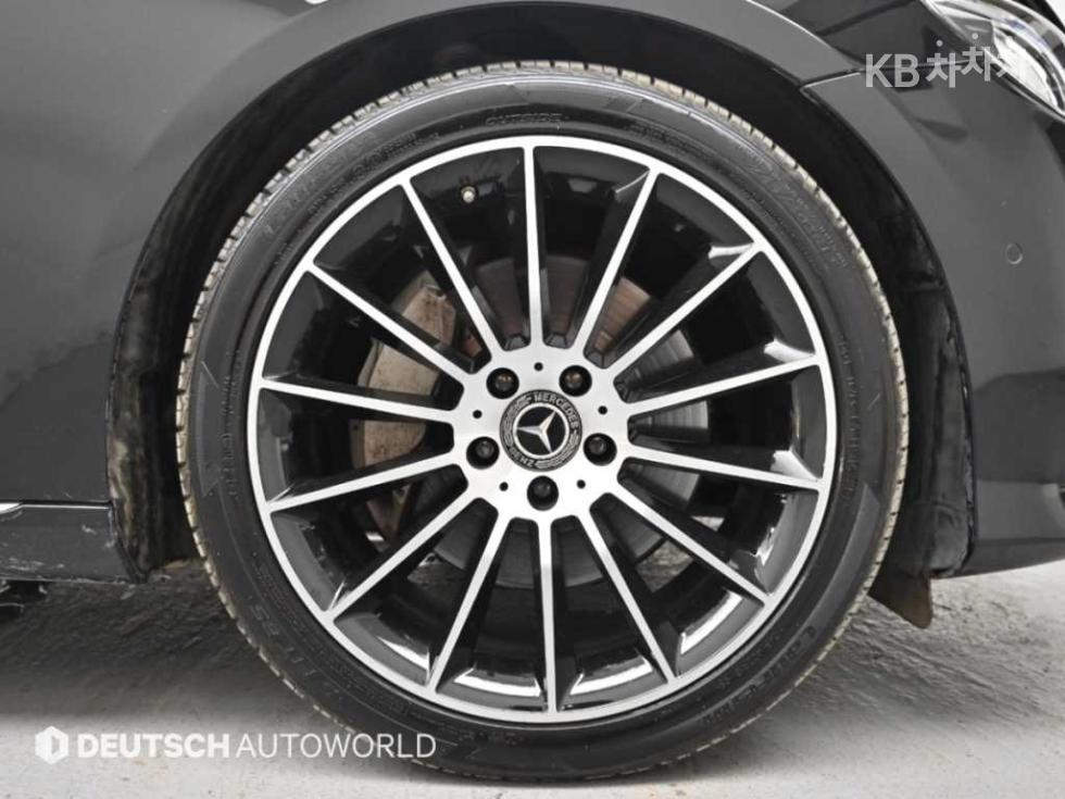 Mercedes-Benz E-klasse — miniaturë 6