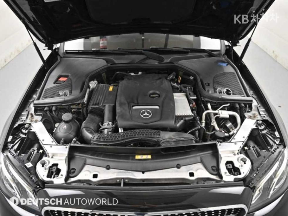 Mercedes-Benz E-klasse — miniaturë 7