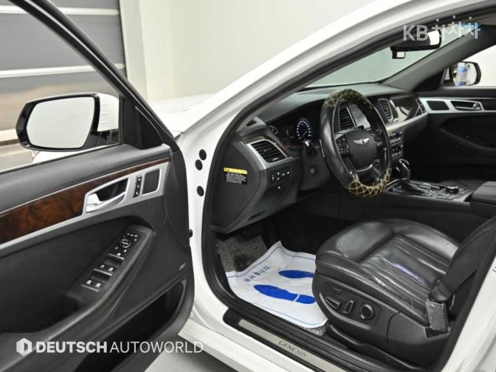 Hyundai Genesis — miniaturë 11