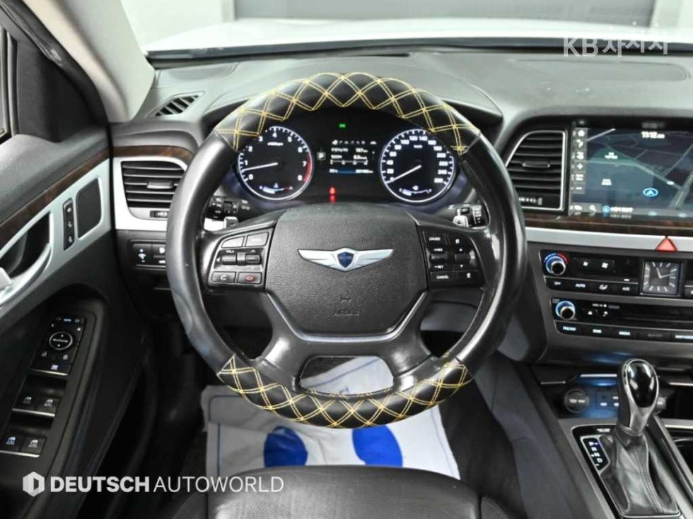 Hyundai Genesis — miniaturë 13