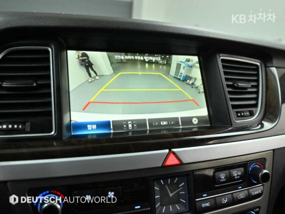 Hyundai Genesis — miniaturë 15
