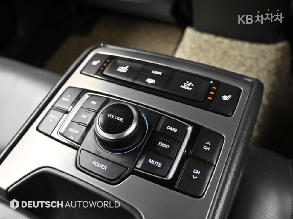 Hyundai Genesis — miniaturë 16