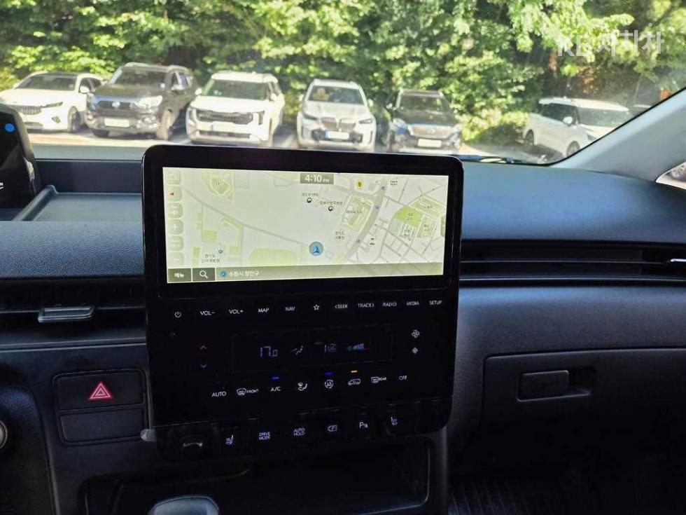 Hyundai Staria — miniaturë 10