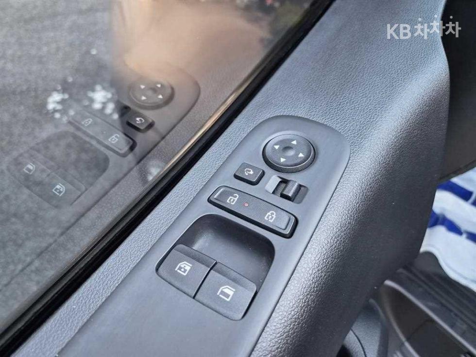 Hyundai Staria — miniaturë 13