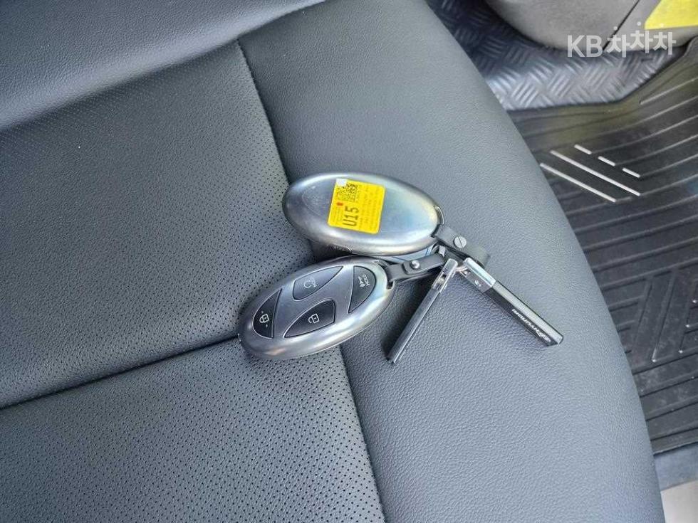 Hyundai Staria — miniaturë 15
